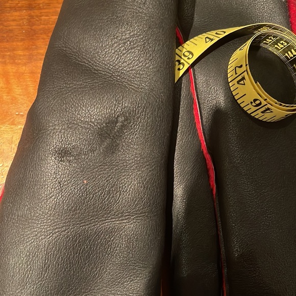 Caractère Belgian red and black shearling petit winter coat - Picture 5 of 7